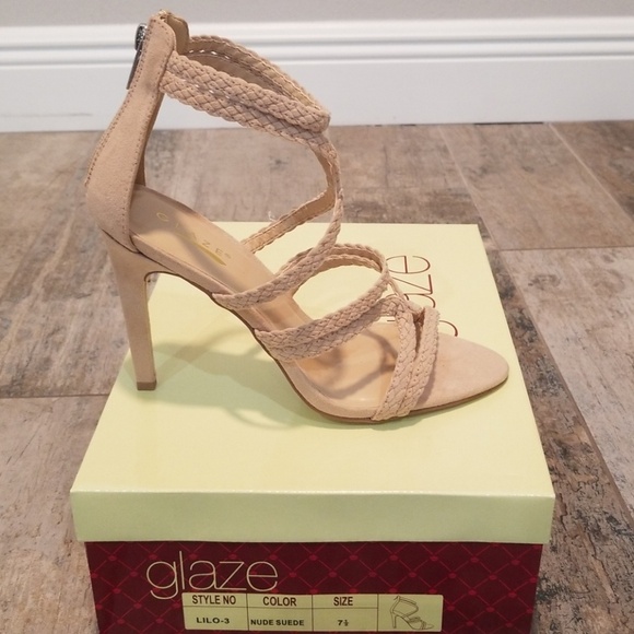 Heels - Picture 2 of 2